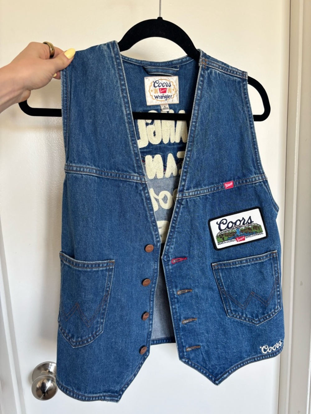 Wrangler & Coors Banquet Denim Vest - Picture 3 of 7